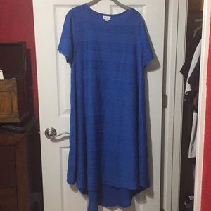 Lularoe pintucked Carly